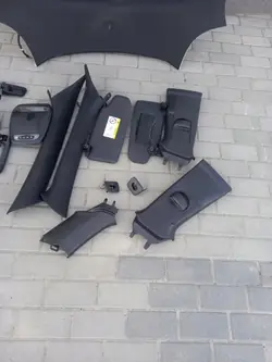 OEM PODSUFITKA CZARNA R-DESIGN Asidero Negro Volvo V40