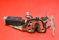 Verrou de Porte Avant Gauche Opel Tigra A 94-00 OEM 90493701