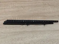 OEM 8D9877781A vänster takluckeskensskydd Audi A5