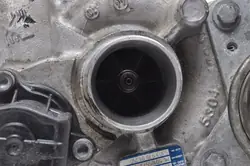 Turboahtimen 1.6THP Peugeot RCZ 2011 OEM V760088380