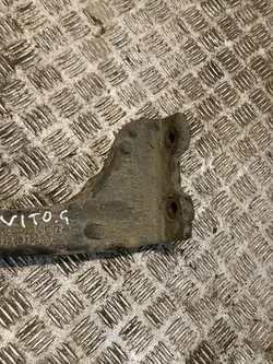 Mercedes-Benz Vito Viano W639 tussenwandbeugel OEM 6393500542