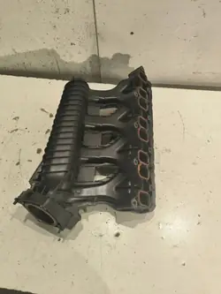 Gebrauchtes Ansaugrohr OEM A2710903037 für Mercedes-Benz