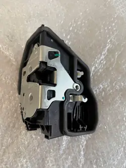 DA-18282 Cerradura Puerta Delantera Izquierda BMW