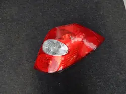 Luz trasera derecha Renault Laguna II 2004 OEM: 8200002472