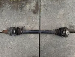 Vänster bakaxel BMW X3 E83 7524041