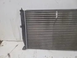 Radiateur d'eau VW PASSAT AUDI A4 A6 8D0121251Q