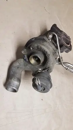 AGB 078145704H Turbo Audi A4 S4 B5 2.7 BiTurbo