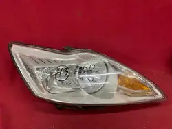 FORD FOCUS MK2 LIFT Faro Delantero Derecho
