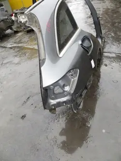 Mercedes W205 bakre höger stänkskärm OEM c/1107