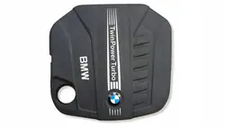 Moottorin Yläkansi OEM 8513452 BMW X3/X4:lle