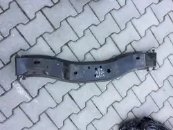 Frame dwarsbalk OEM Nissan Titan XD 5.0 V8