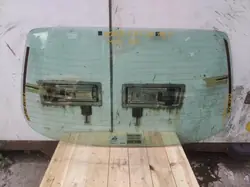 Takalasi OEM SZYBA TYŁ Ford Fiesta MK4:lle