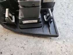 OEM AOP42552 Aschenbecher vorne für Chrysler 300C