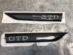 Emblème d'aile avant gauche/droit OEM 5H0853688BBILI