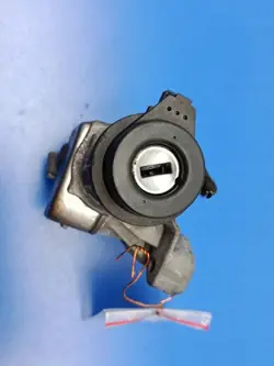 VW Polo 9N 1.2 Zündschloss OEM 4B0905851N