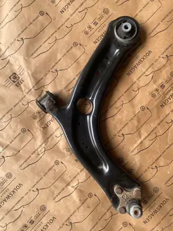 VW Audi Q3 83A Braccio Oscillante Anteriore Sinistro 3Q0407153D