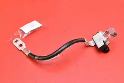 Borne Négative OEM 82163-52120 pour Toyota Yaris IV