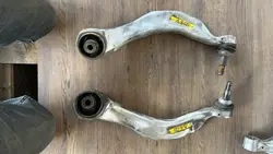 Braccio di controllo anteriore sinistro BMW F10 31122450815