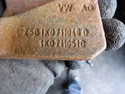 Audi A3 II 8P Växelspak OEM 1K07110510