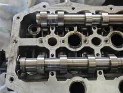 Culasse OEM IMPRK1557244 pour Land Rover Sport L320