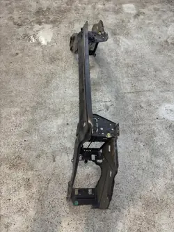 OEM 30762259 Etupuskurin Vahvike Volvo XC60:lle