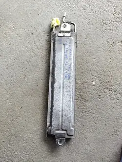 Enfriador de combustible VW Passat B6 OEM 3C0201898B - Usado
