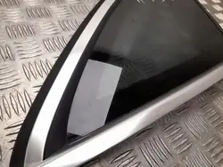 Vitre latérale droite arrière VW OEM A2546704800 - Occasion
