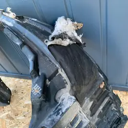 Vasemman etupyörän kaari Mitsubishi Lancer VIII 5370A439