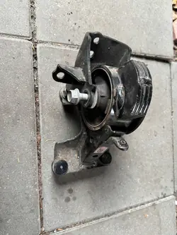 Supporto motore destro per Toyota RAV4 IV OE 1230527040