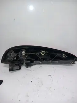 Nissan Almera Tino Feu Arrière Droit 26550BU200