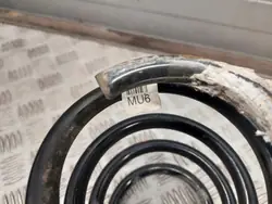 Mola dianteira esquerda MU6 para Audi A3 S3 8V