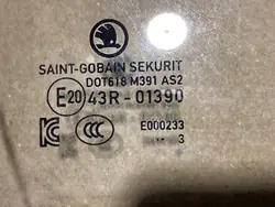 Vitre Portière Droite Avant OEM 5E3845202 Skoda Octavia IV