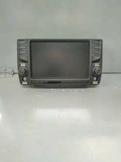 VW Golf 7 radionäyttö OEM 5G0919606 - Käytetty
