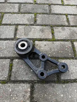 Suporte Barra Estabilizadora Dianteira Ford F-Max GC46