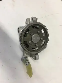 BMW Ölpumpe OEM 7837594 für M5 E60 M6 V10