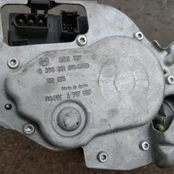 Motor de limpiaparabris trasero BMW X3 E83 6917907