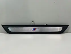 BMW 5 G30 G31 2017 Sisäseinälistasarja OEM 8061056