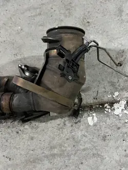 Porsche 911 992 Catalyseur Échappement OEM 992251053A