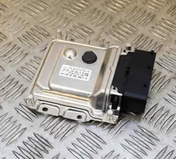 Módulo AdBlue usado OEM Q01DCU17PC42 para Mercedes-Benz
