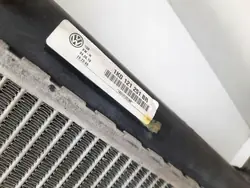 Volkswagen OE 1K0 121 251 BR Radiateur de refroidissement moteur