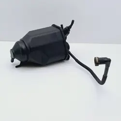 Filtre à charbon usagé OEM DRC99789 pour VW Golf IV 1.6