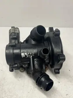 Thermostatbehuizing OEM 06L121111 voor VW 1.8/2.0 TFSI