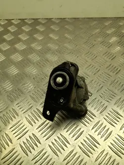 Imupumppu Volvo V70 II 2002 OEM 076145100