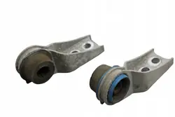 Suporte escape direito OEM 68141918AB Jeep Cherokee 2020