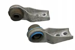 Oikea pakoputken kiinnike OEM 68141918AB Jeep Cherokee 2020