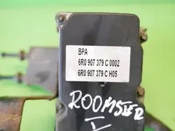 Pompe ABS Skoda OEM 0265800635 pour Roomster (5J)