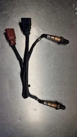 Sensor Lambda AUDI S5 A5 RS5 4.2 07L906265F