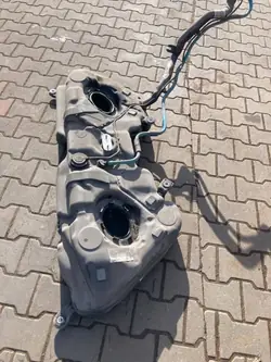 Réservoir carburant Mercedes-Benz OEM 2044708301 C-Class