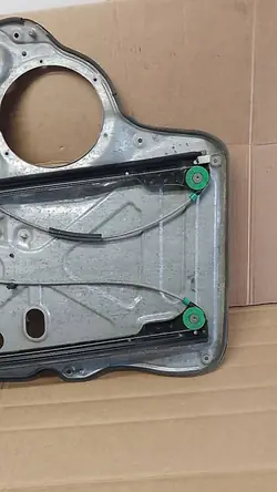 Lève-vitre avant droit pour VW Transporter T5 WRC