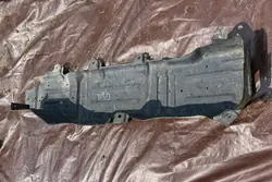 Escudo de tanque OEM 68416974AA para Jeep Wrangler JL